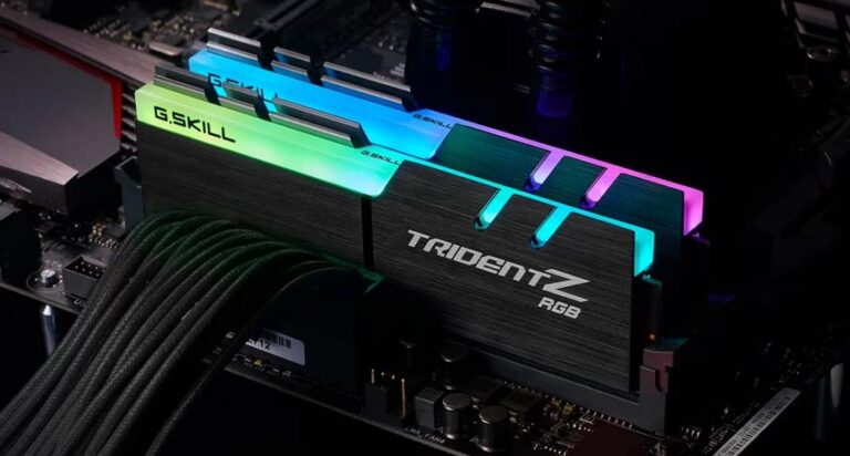 Muutmälu 32GB PC28800 DDR4/K2 F4-3600C18D-32GTZR G.SKILL