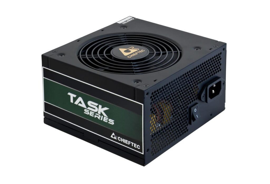 Toiteplokk|CHIEFTEC|700 Watts|Efficiency 80 PLUS BRONZE|PFC Active|TPS&#...