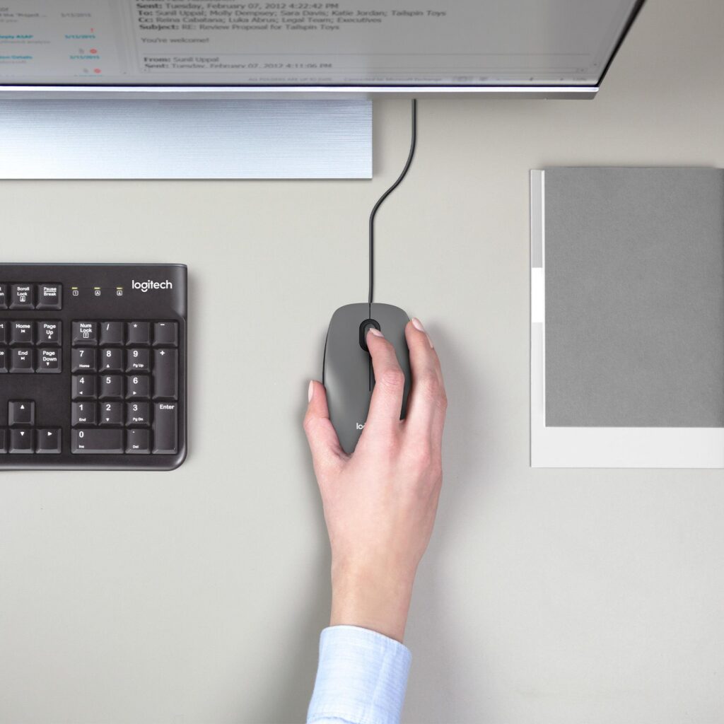 Hiir USB OPTICAL M100/BLACK 910-006652 LOGITECH